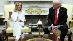 Donald Trump Compliments Italian Prime Minister Giorgia Meloni During Peace Agreement Event