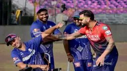 IPL 2025: Dravid's Post-Match Gesture With Kohli Sparks Online Praise