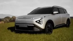 Kia Carens Clavis EV Launched With 490km Range On A Single Charge