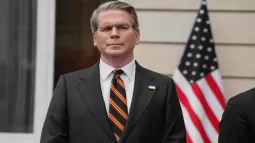 US Temporarily Lifts Sanctions On Iranian Oil Amid Supply Concerns