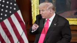 World Leaders Criticize Trump's Tariffs, Vow Retaliation