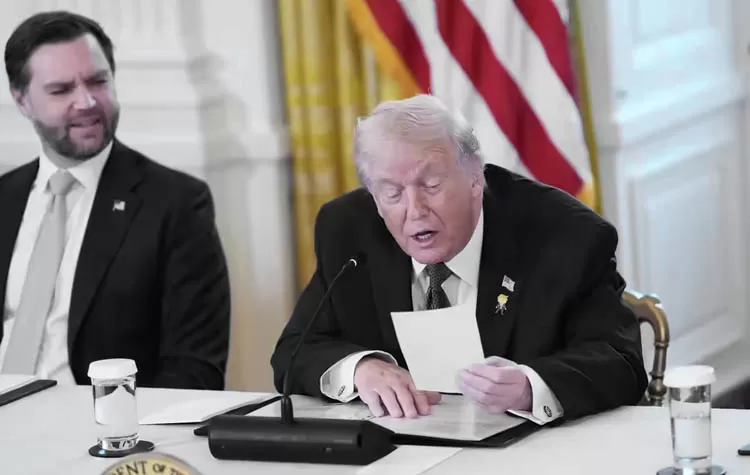 US Senator Alleges India-US Trade Deal Blocked By Key Officials