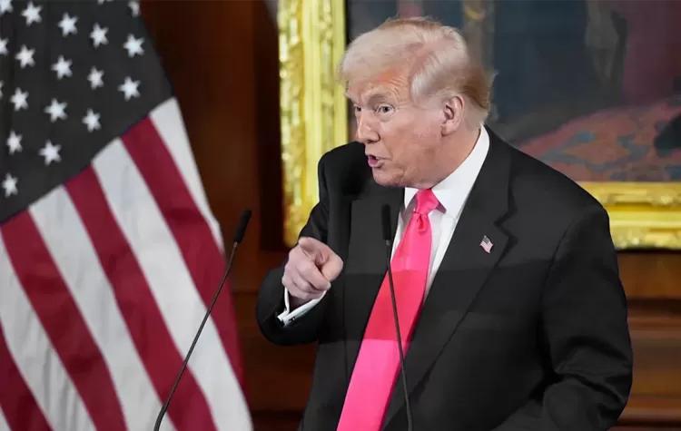 World Leaders Criticize Trump's Tariffs, Vow Retaliation